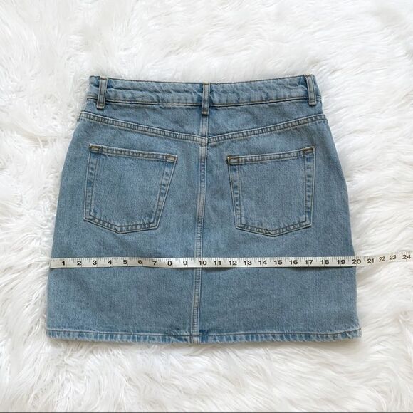 TOPSHOP Denim Button Mini Skirt! - Picture 5 of 6
